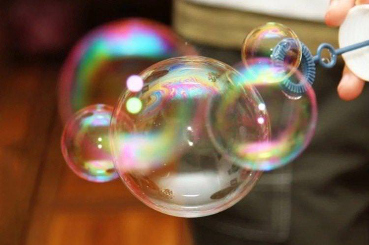 Мильні бульбашки з миючого засобу (Фейрі) - як зробити в домашніх умовах