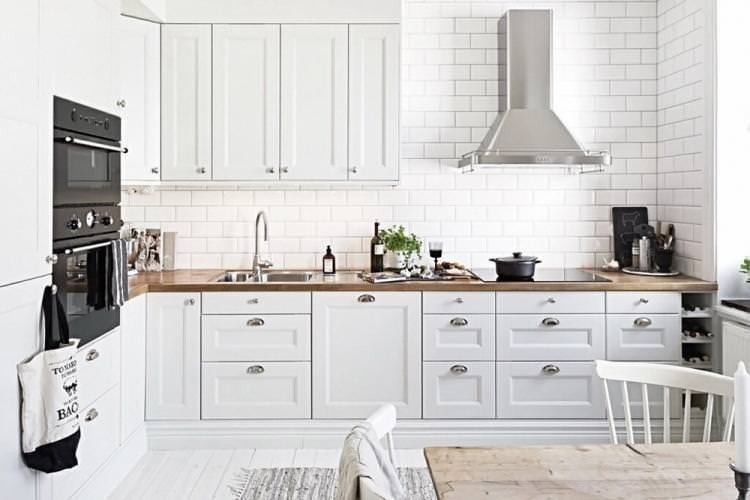 Біла кухня у скандинавському стилі - Дизайн інтер'єру