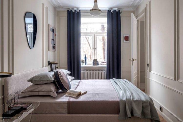 Вузька спальня в класичному стилі - Дизайн інтер'єру