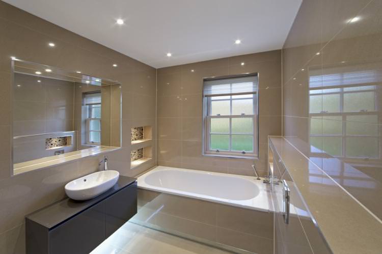 Оздоблення стелі - Дизайн ванної кімнати в сучасному стилі