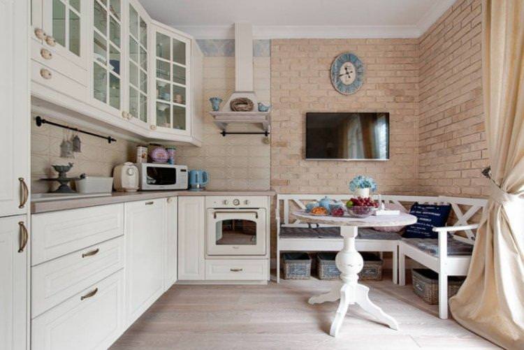 Штори в стилі прованс на кухні - дизайн фото