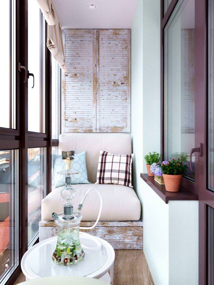 Штори в стилі прованс на балконі або лоджії - дизайн фото