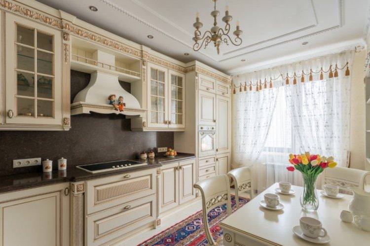 Кухня 20 кв.м. у класичному стилі - Дизайн інтер'єру