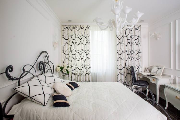 Біла спальня в класичному стилі - Дизайн інтер'єру