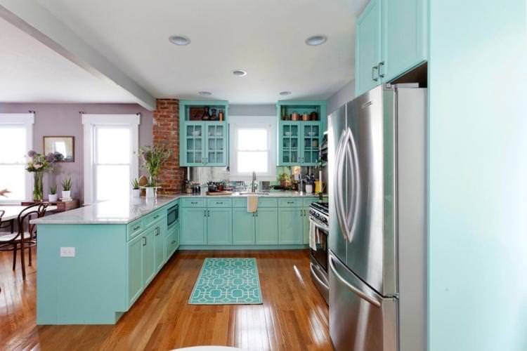 Бірюзовий колір в інтер'єрі кухні